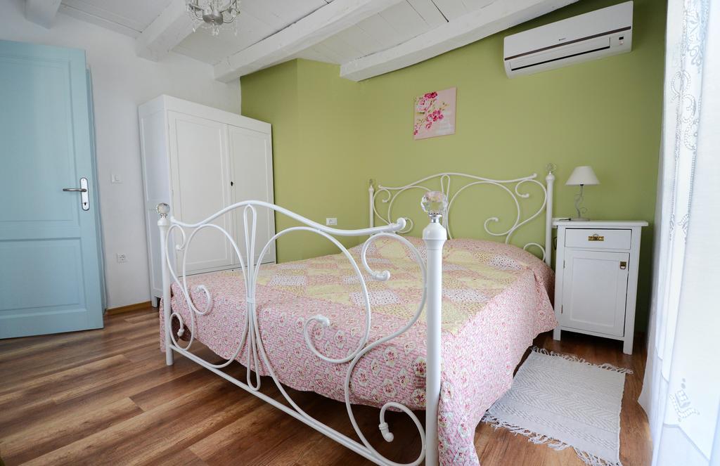Holiday Home Nono Frane Lindar Δωμάτιο φωτογραφία